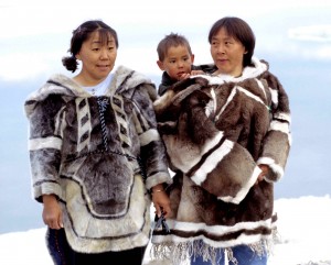 Inuit-Kleidung_1
