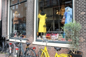 Vintage Vinden In… De Haarlemmerbuurt (3)