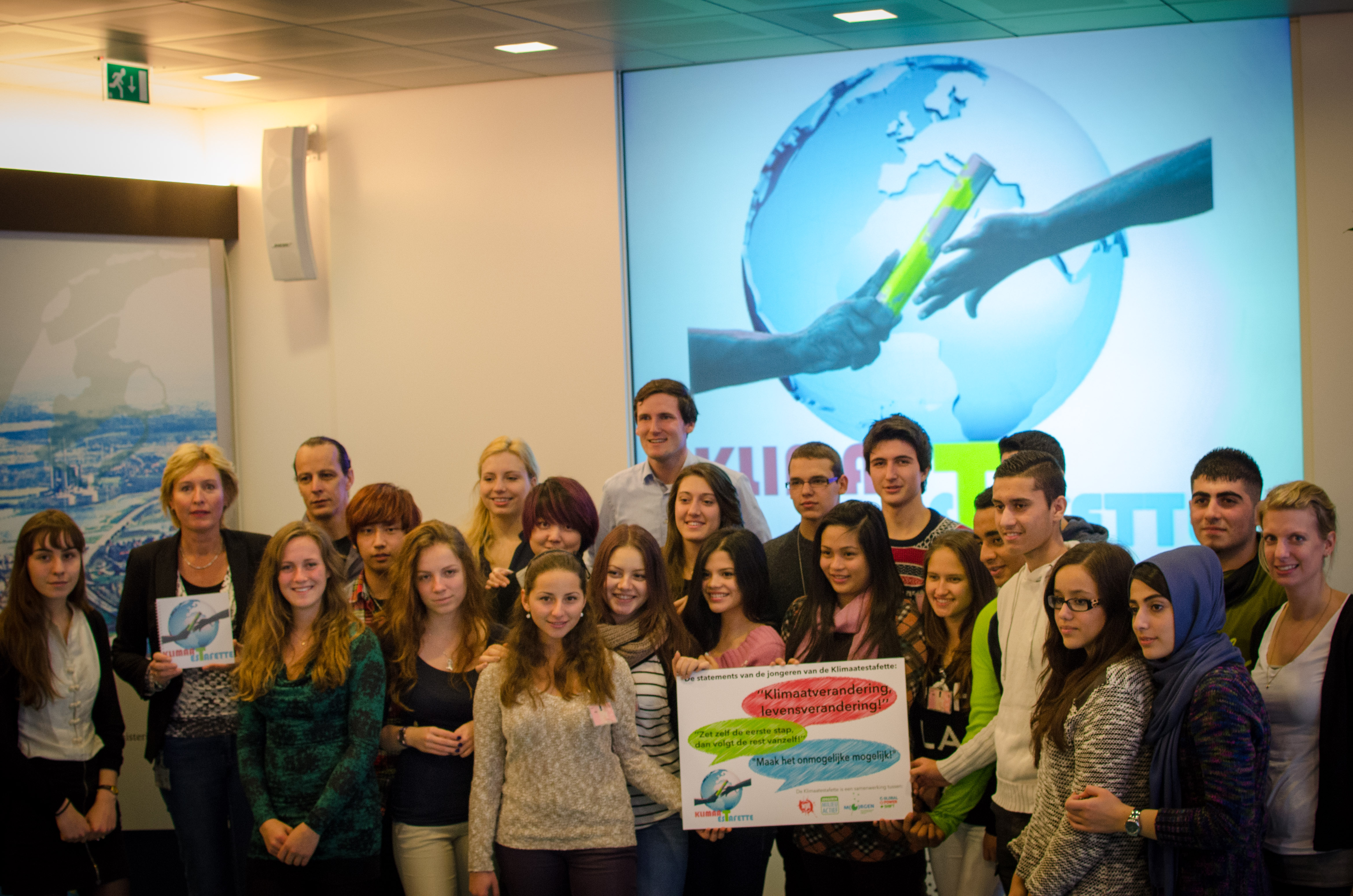 Honderden Jongeren Geven Nieuwe Energie Aan De Klimaatonderhandelingen