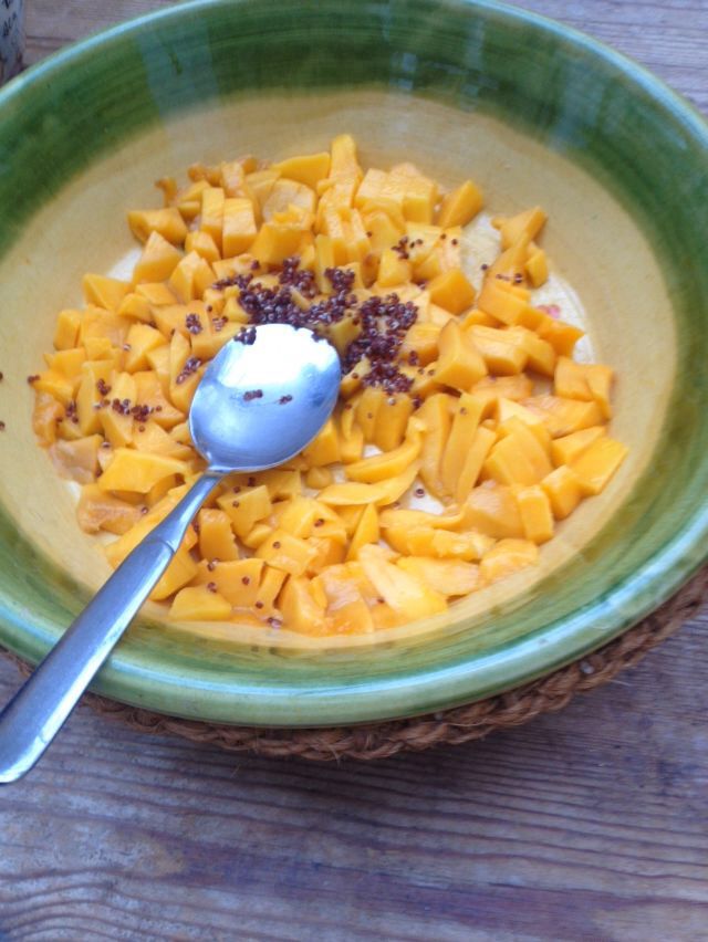 Driekleuren Eten: Rode Quinoa Met Mango En Broccoli